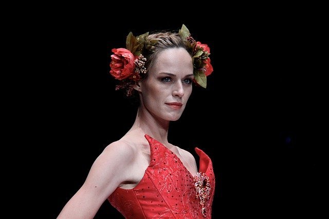 Evolving-Fashion-Trends Evolving-Fashion-Trends